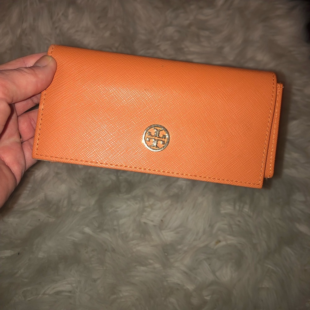 Tory Burch Sunglass case